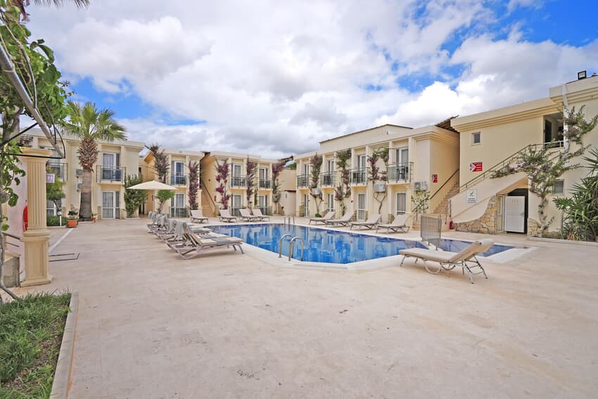 Ömer Aybak Beach Hotel