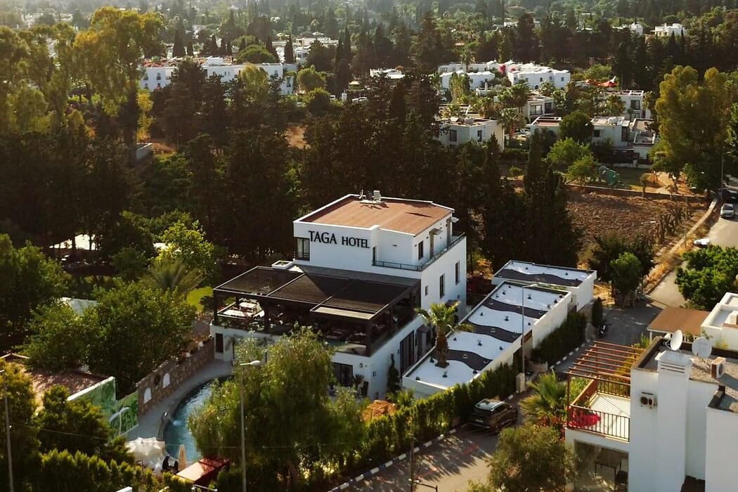 Taga Hotel