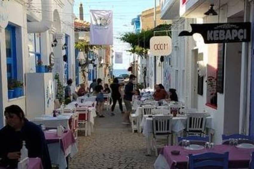 Dionysos Otel Ada Kahvaltı Restaurant