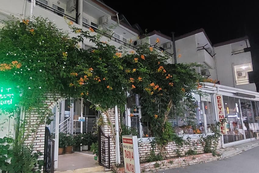 Derya Motel
