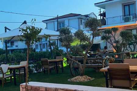 Athena Yunda Athena Yunda