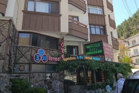 Üçsu Havuzlu Termal Otel