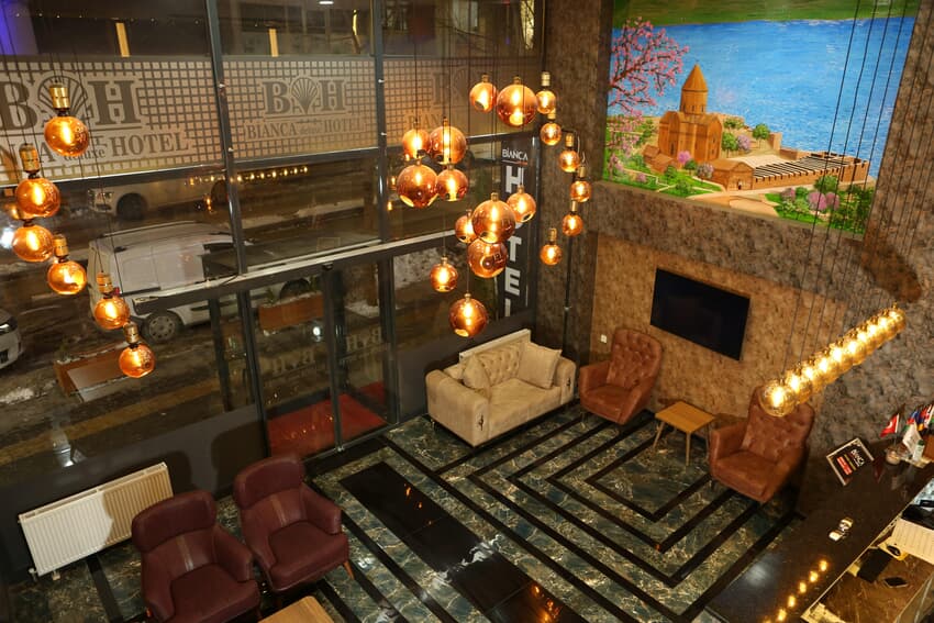 Bianca Hotel Van