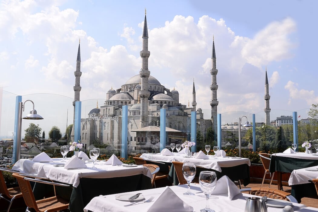 Blue House Hotel Teras/veranda