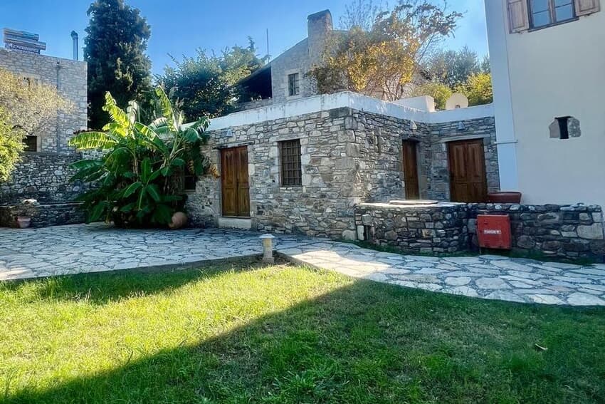 Alamango Otel