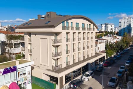 The Marni Hotel (+12)