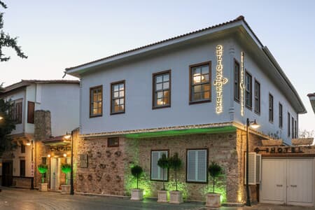 Delight Deluxe Hotel