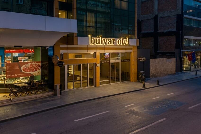 Bulvar Hotel İzmir