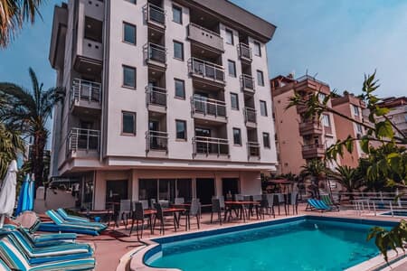 La Brisa Hotel