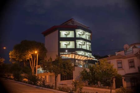 Yasemin Hotel