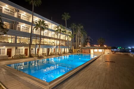 Lades Otel