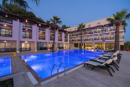 Altamare Hotel