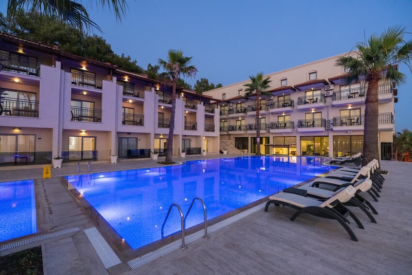 Altamare Hotel