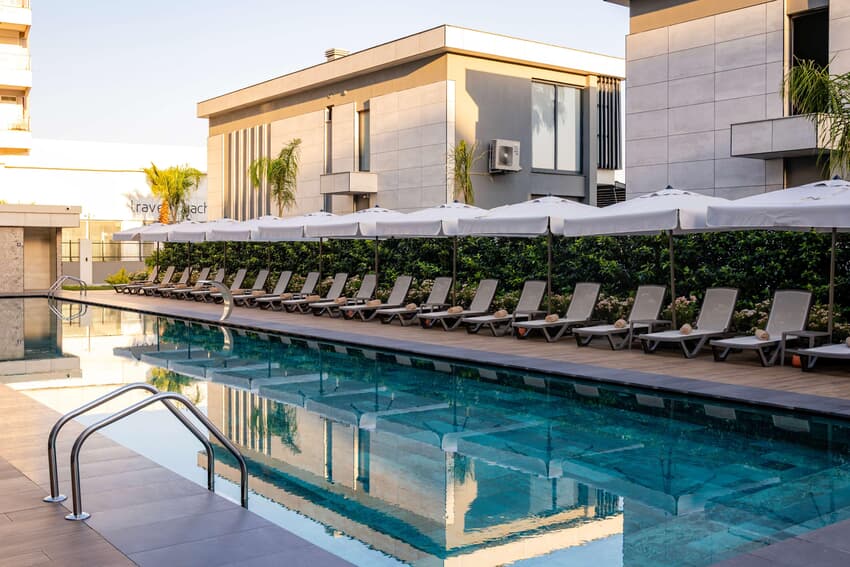 Khora Suites