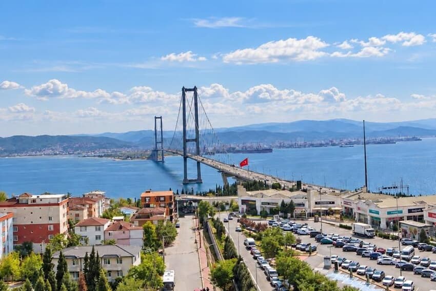 Holiday Inn Suites Kocaeli - Dilovası