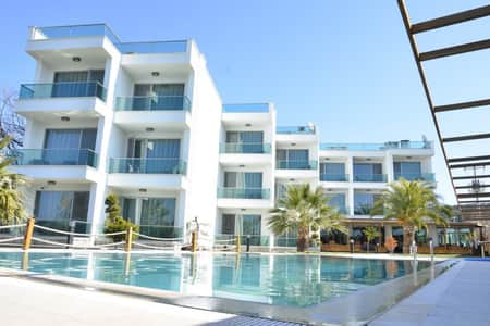 Gens Hotel +12