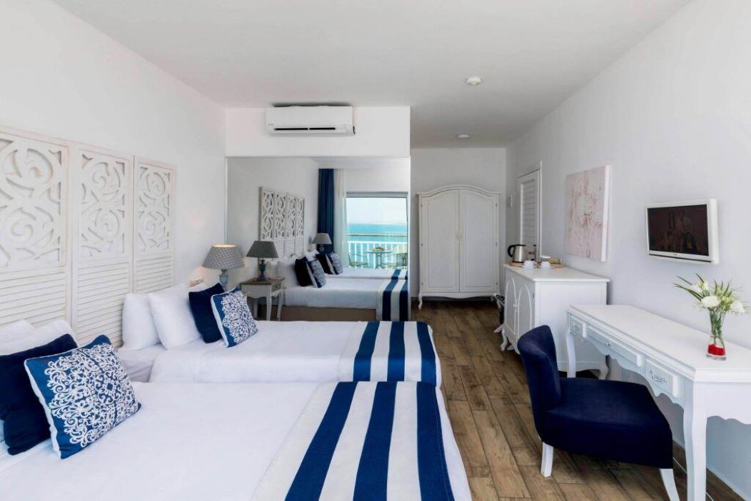 En az 2 yetişkin, En fazla 4 yetişkin veya 3 yetişkin + 1 çocuk.