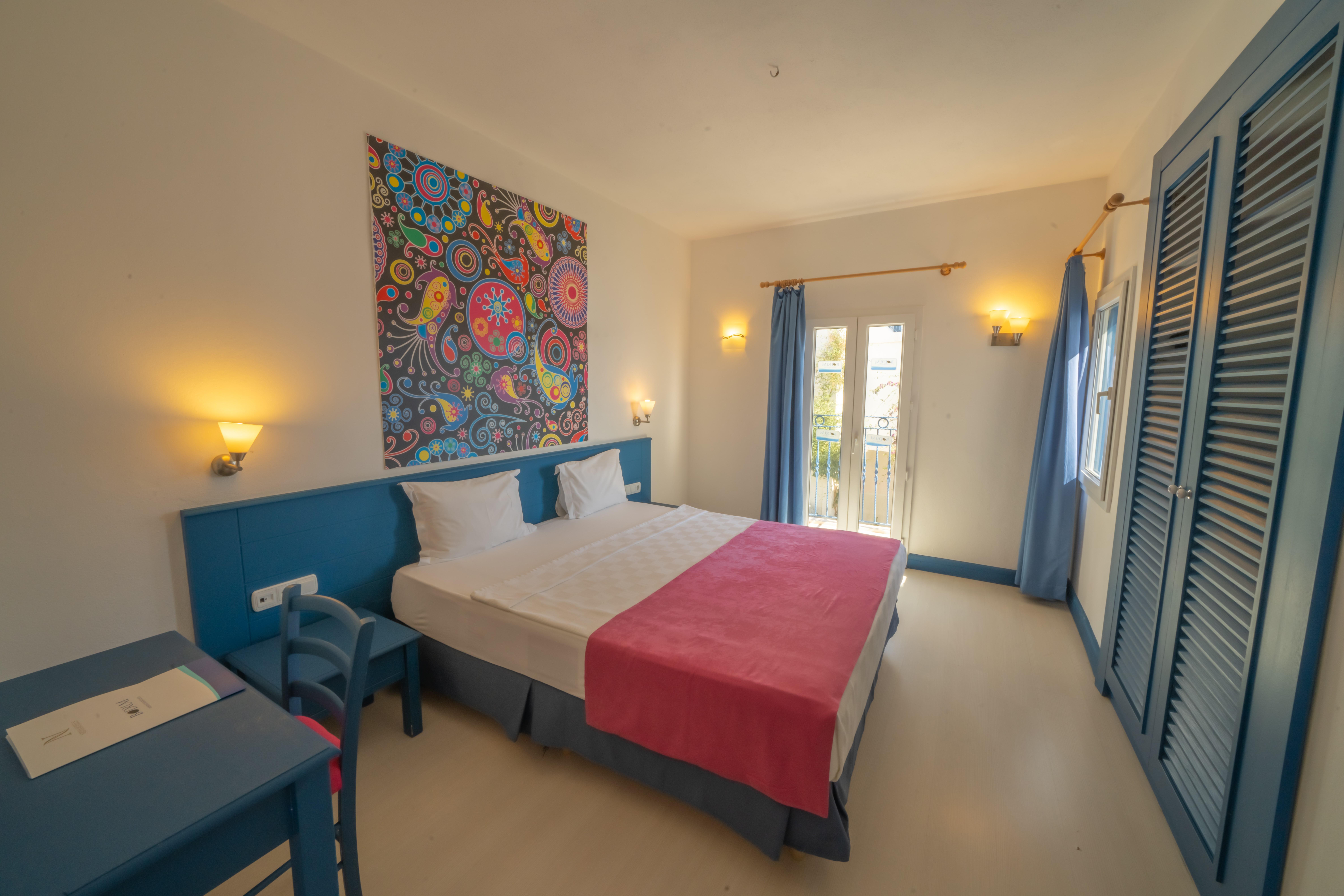 En fazla 2 yetişkin.