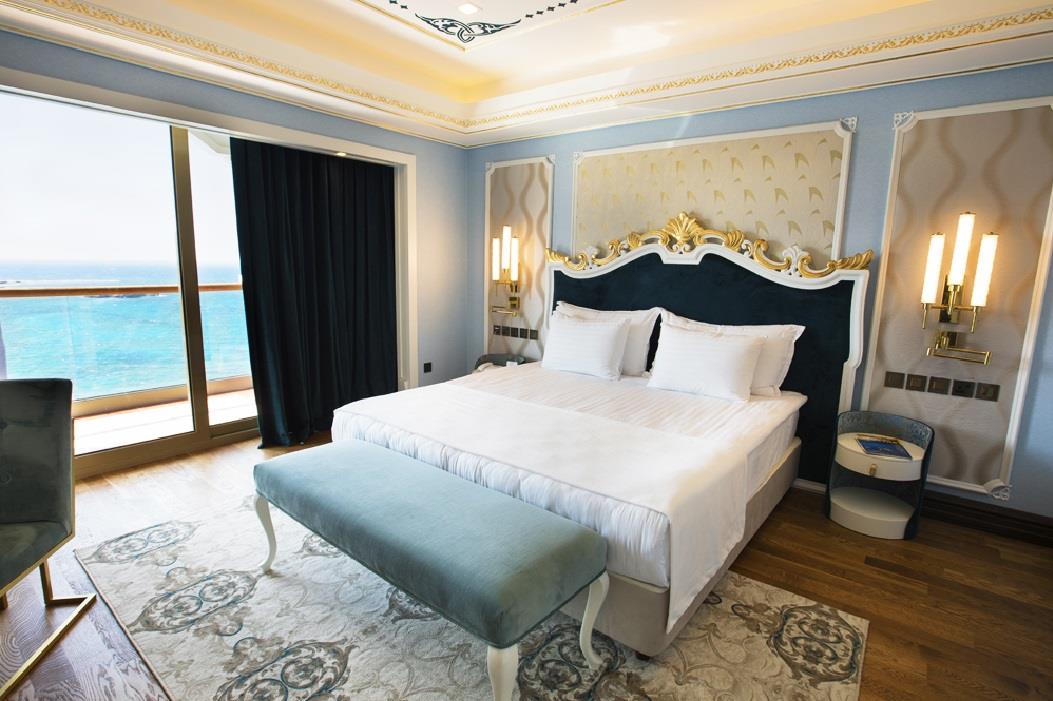 En fazla 3 yetişkin + 1 çocuk veya 2 yetişkin + 2 çocuk.