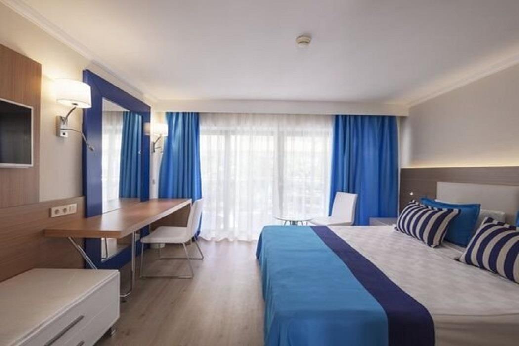 En fazla 2 yetişkin + 1 çocuk veya 1 yetişkin + 1 çocuk.