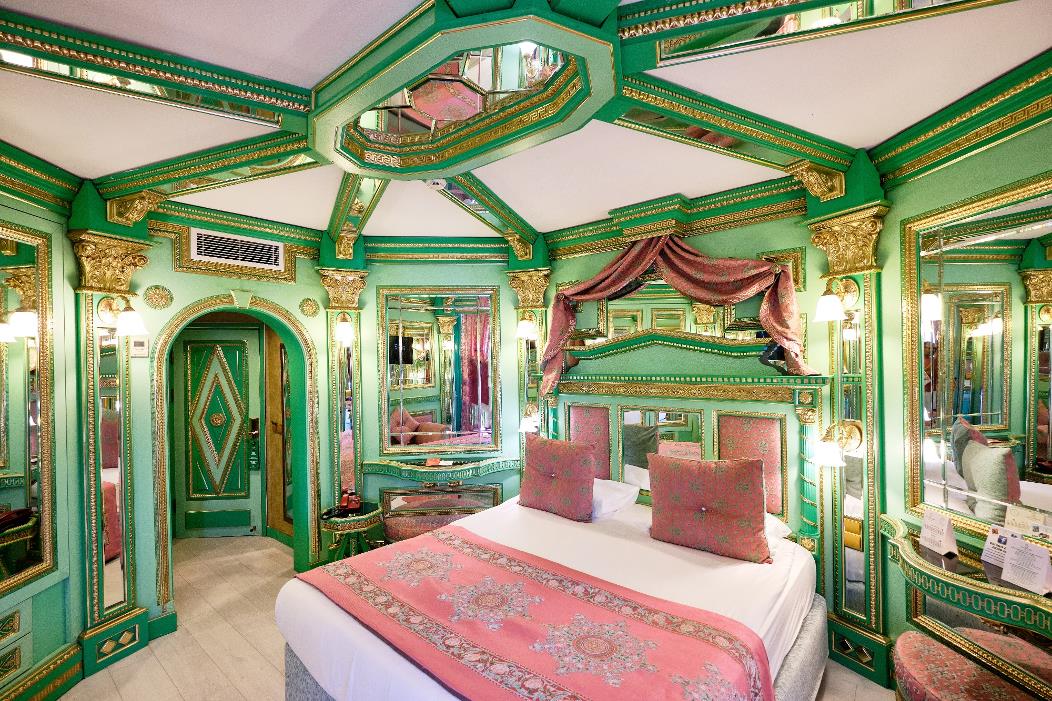 En fazla 2 yetişkin.