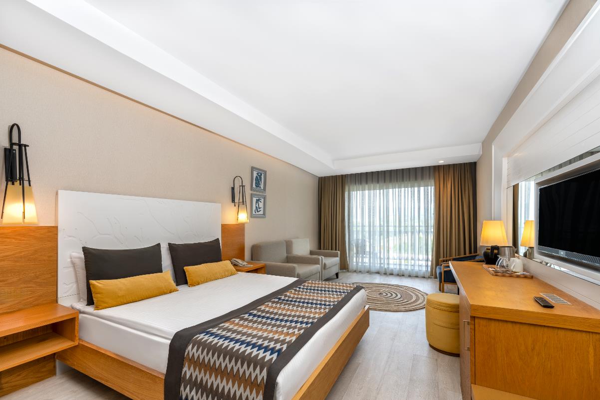 En az 2 yetişkin, En fazla 2 yetişkin + 2 çocuk.