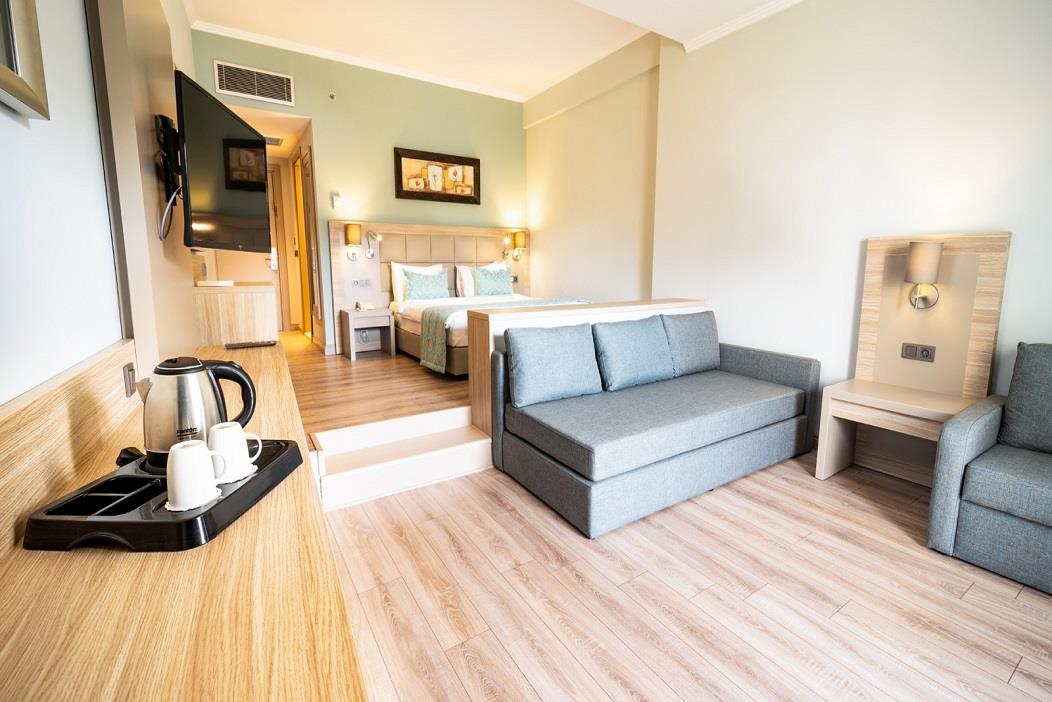 En az 2 yetişkin, En fazla 2 yetişkin + 2 çocuk.