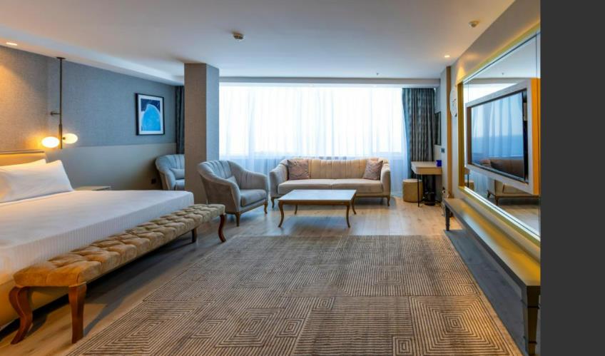 En fazla 2 yetişkin.