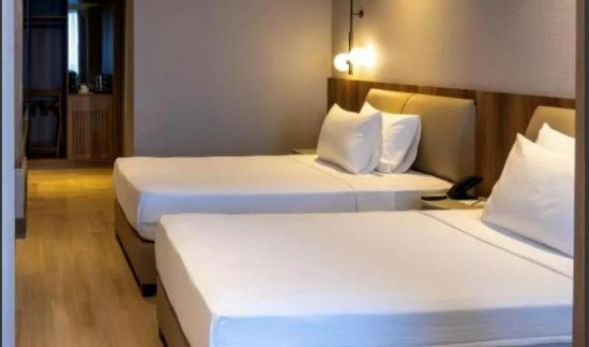 En fazla 2 yetişkin.