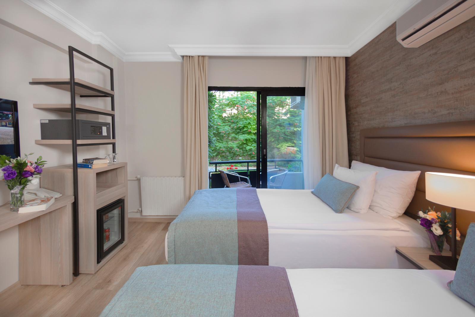 En fazla 2 yetişkin.