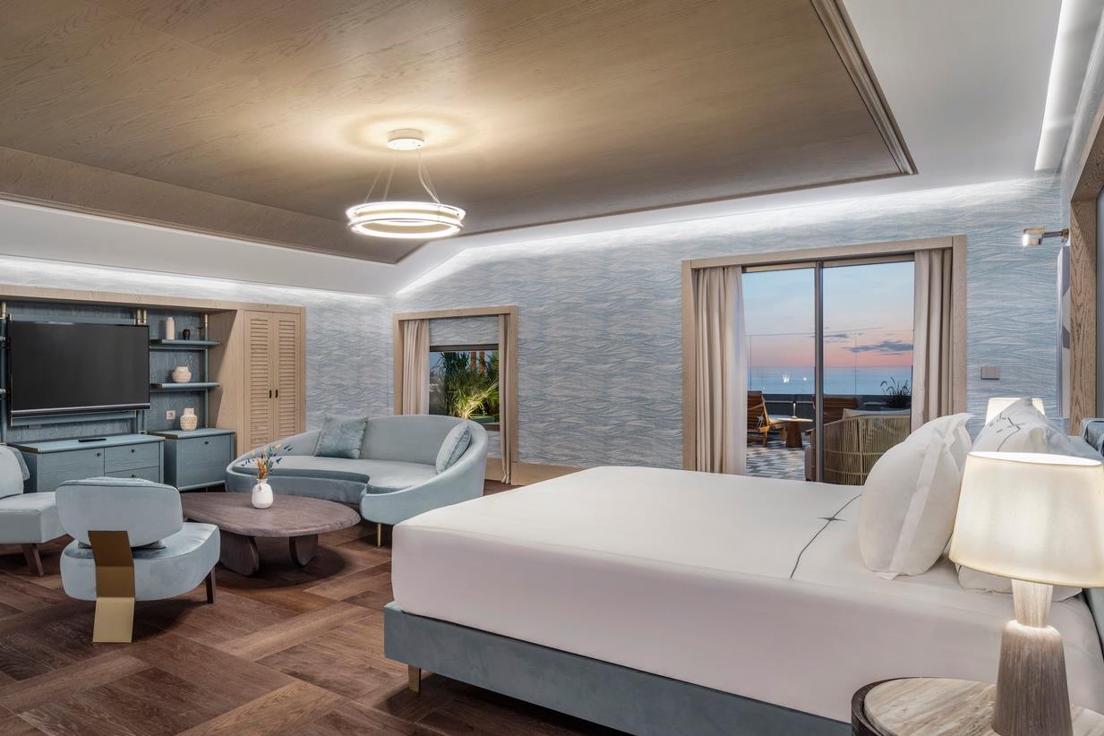 En az 2 yetişkin, En fazla 5 yetişkin veya 4 yetişkin + 1 çocuk.