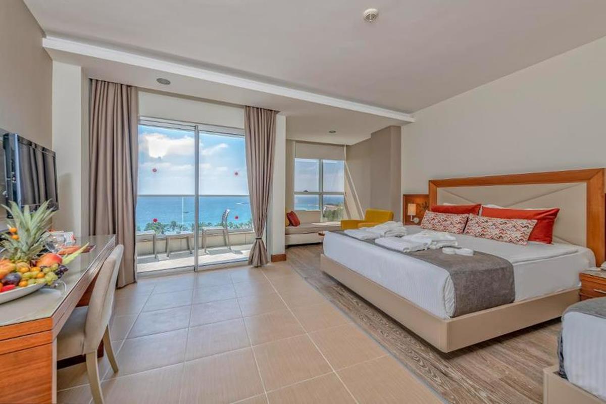 En az 2 yetişkin, En fazla 2 yetişkin + 2 çocuk.