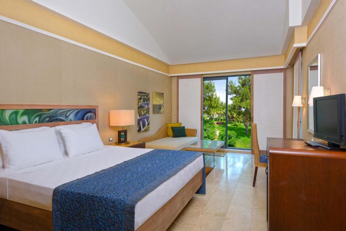 En fazla 3 yetişkin + 1 çocuk veya 2 yetişkin + 2 çocuk.