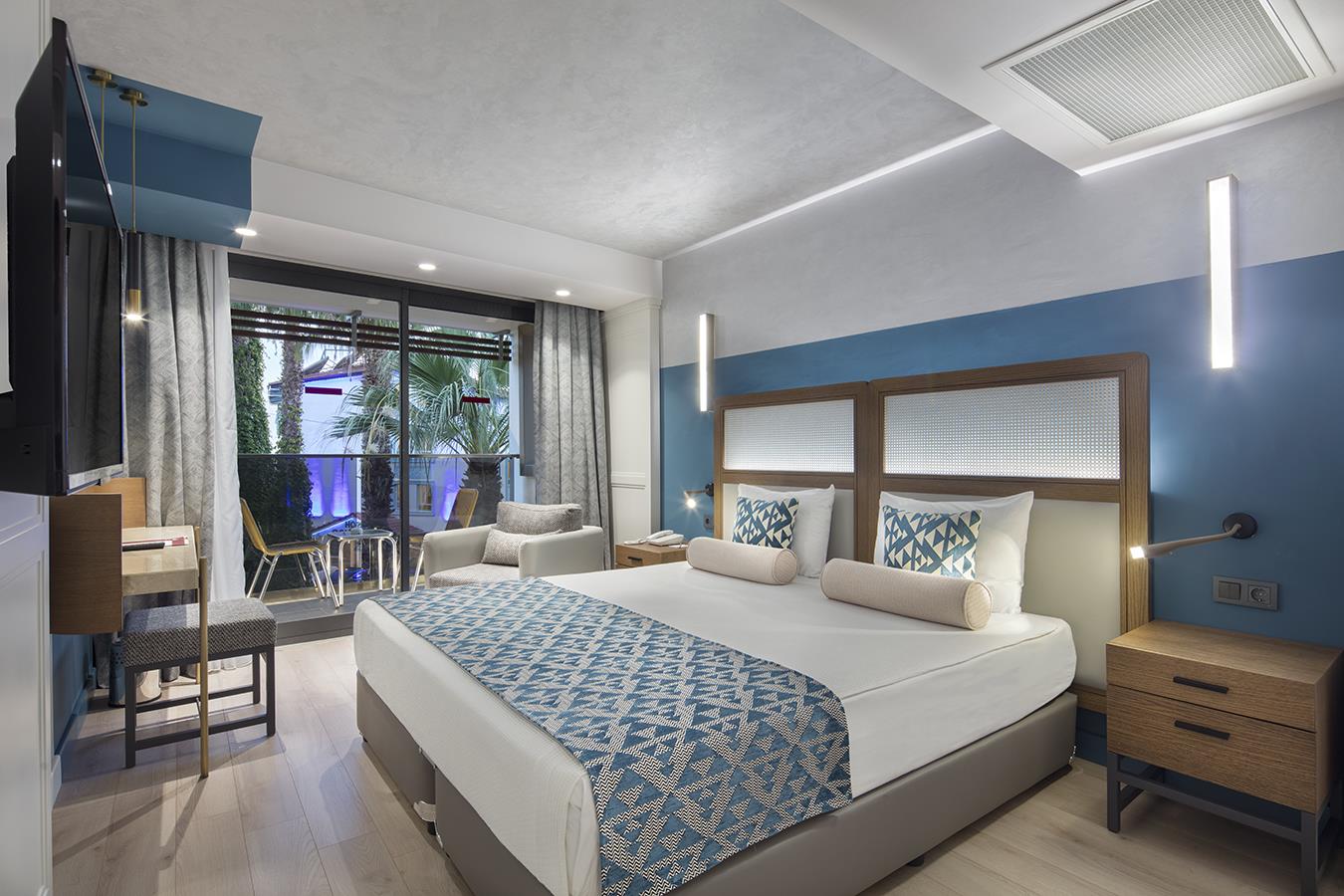 En fazla 2 yetişkin.