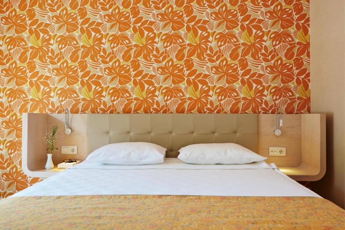 En fazla 3 yetişkin veya 2 yetişkin + 1 çocuk.