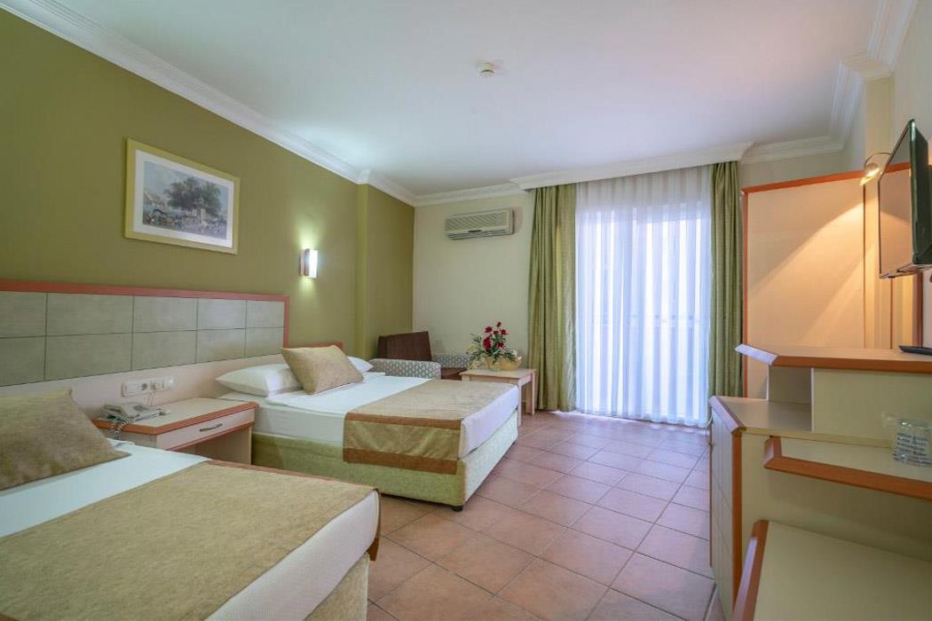 En fazla 3 yetişkin veya 2 yetişkin + 2 çocuk.