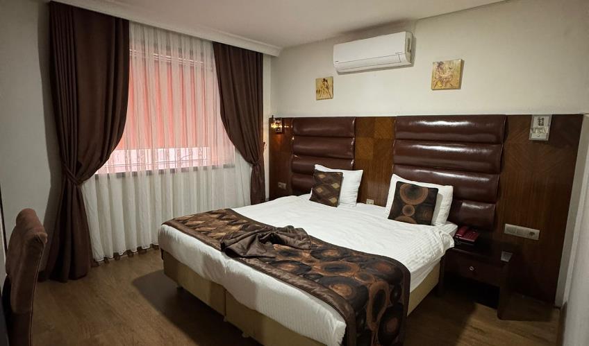 En fazla 2 yetişkin.