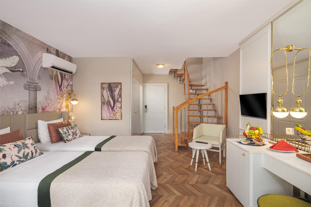 En az 2 yetişkin, En fazla 4 yetişkin veya 3 yetişkin + 1 çocuk.