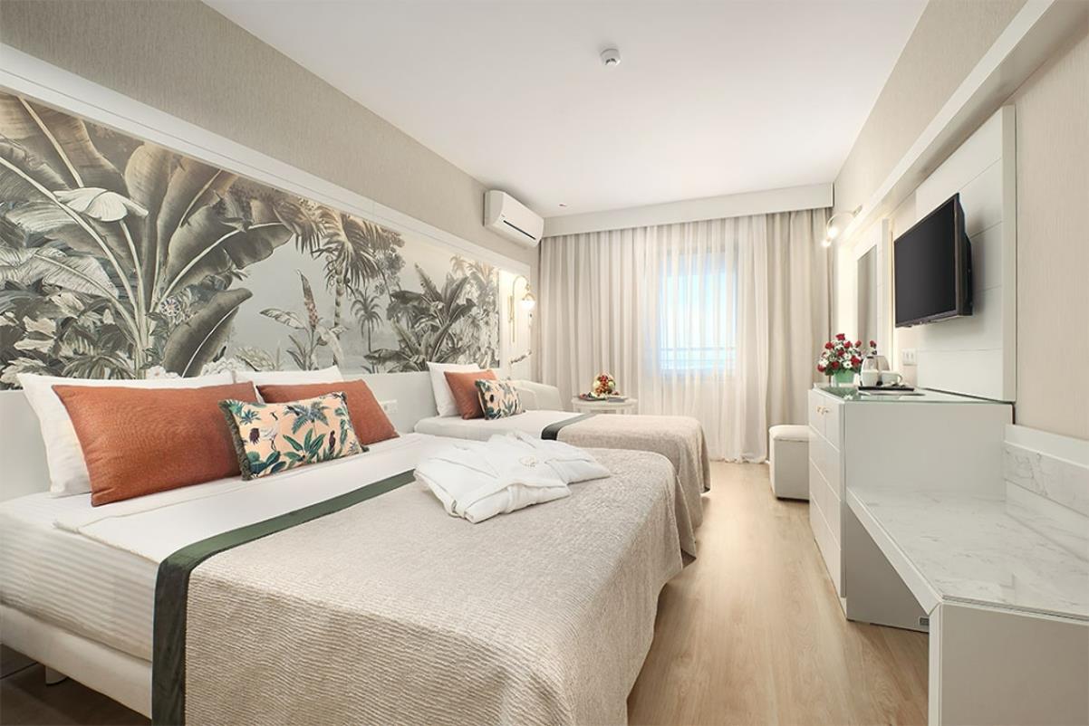 En az 2 yetişkin, En fazla 4 yetişkin veya 3 yetişkin + 1 çocuk.