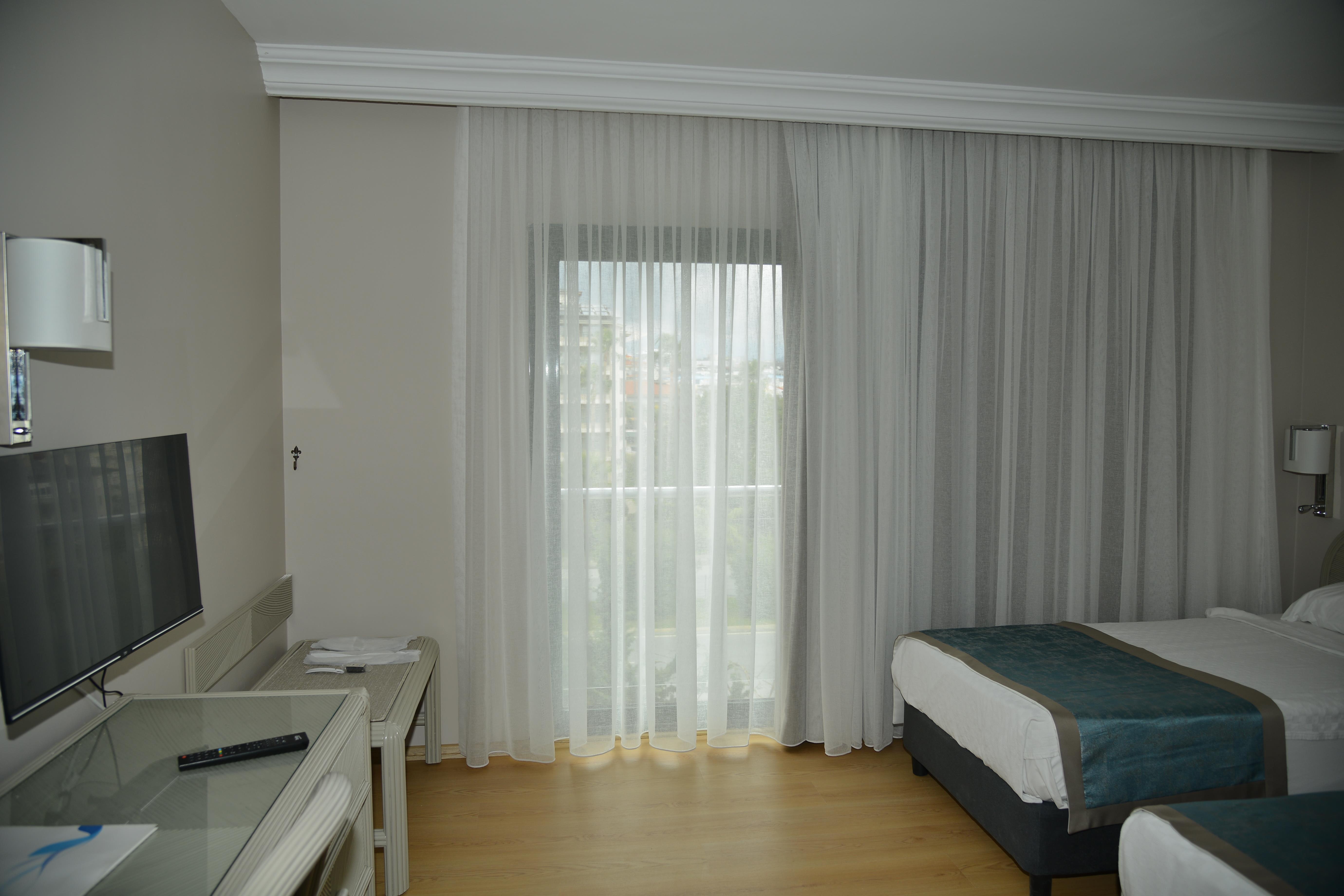 En fazla 2 yetişkin.