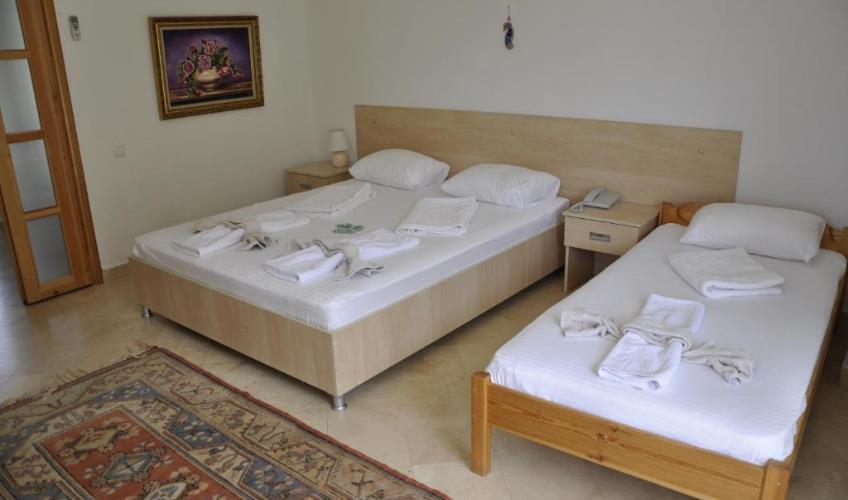 En az 2 yetişkin, En fazla 2 yetişkin + 2 çocuk.