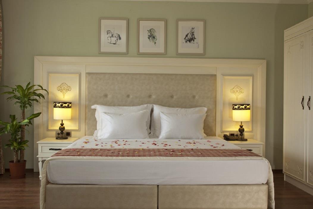 En fazla 2 yetişkin.