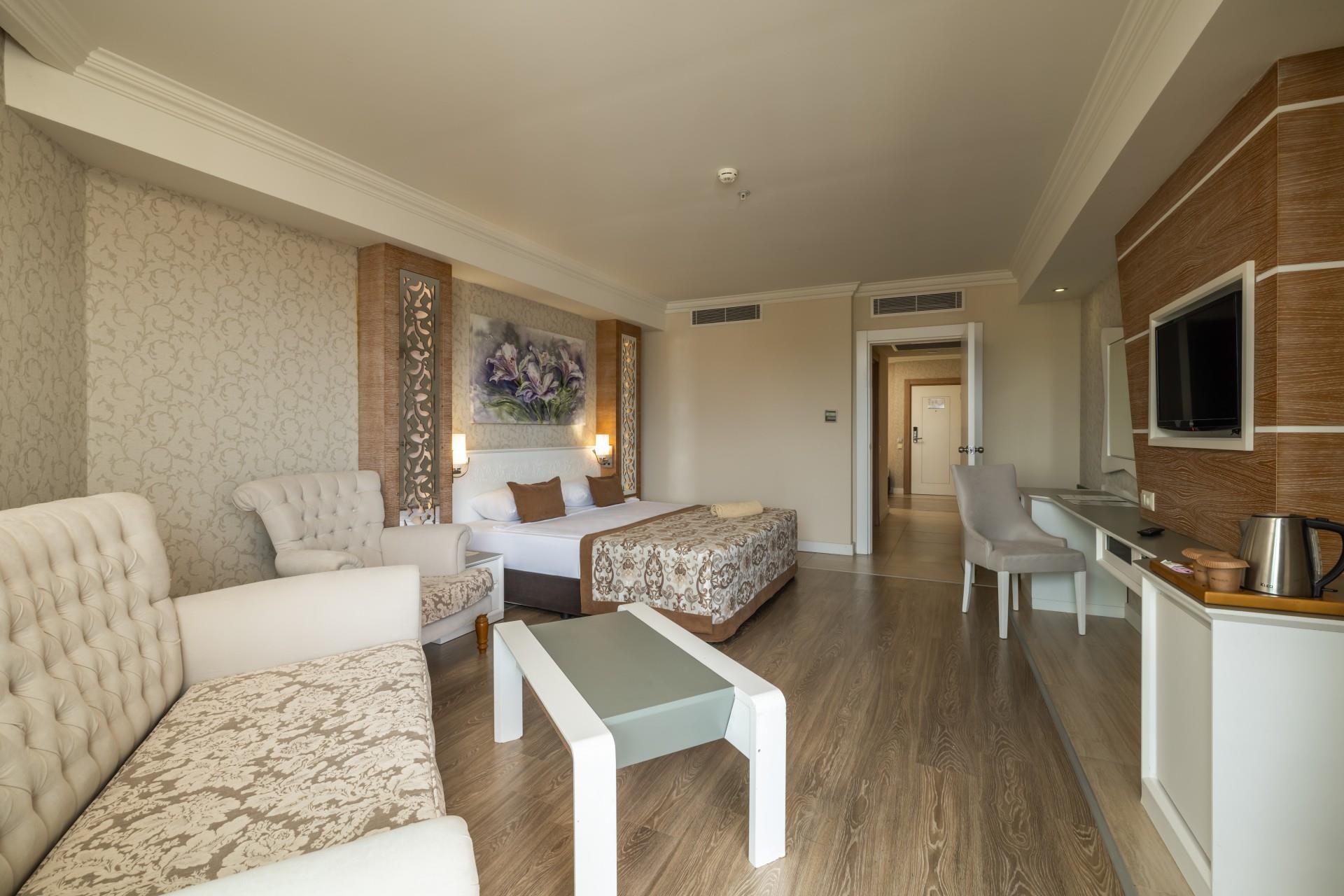 En az 2 yetişkin, En fazla 3 yetişkin veya 2 yetişkin + 2 çocuk.