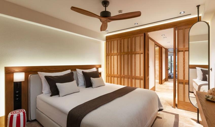 En fazla 3 yetişkin.