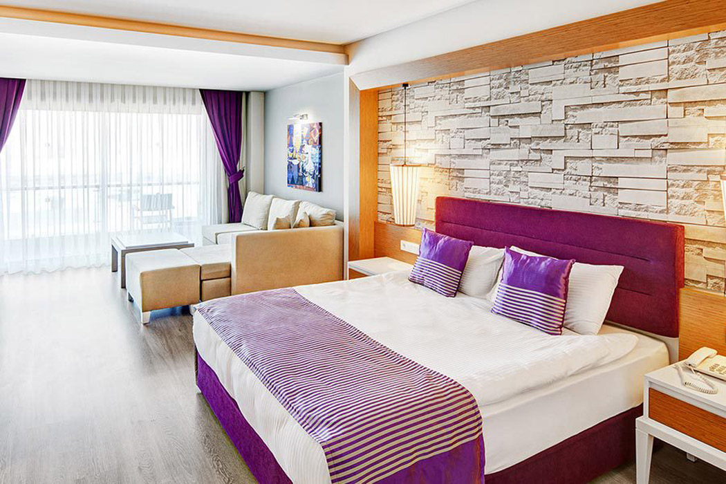 En fazla 3 yetişkin veya 2 yetişkin + 1 çocuk.