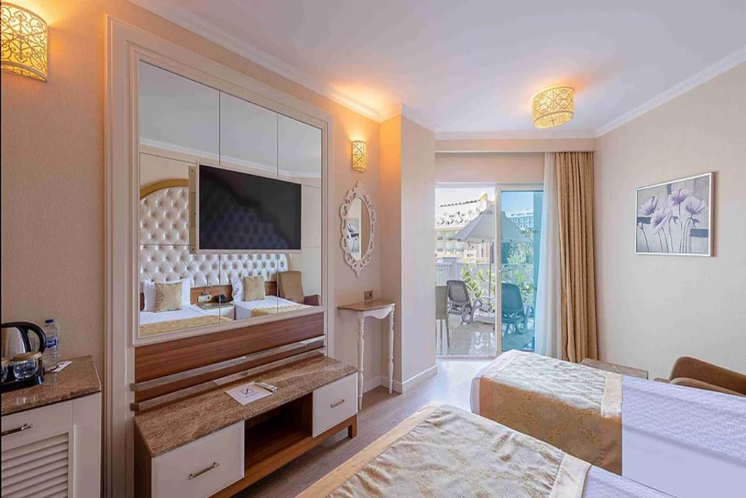 En fazla 3 yetişkin veya 2 yetişkin + 2 çocuk.