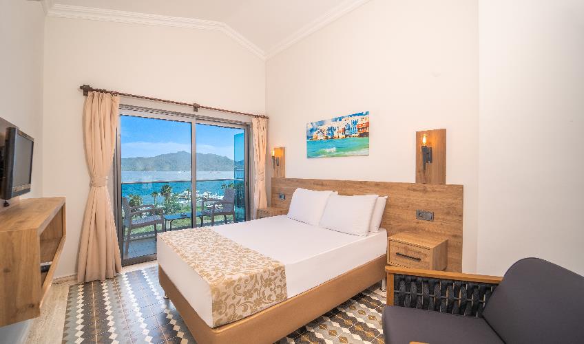 En fazla 2 yetişkin.