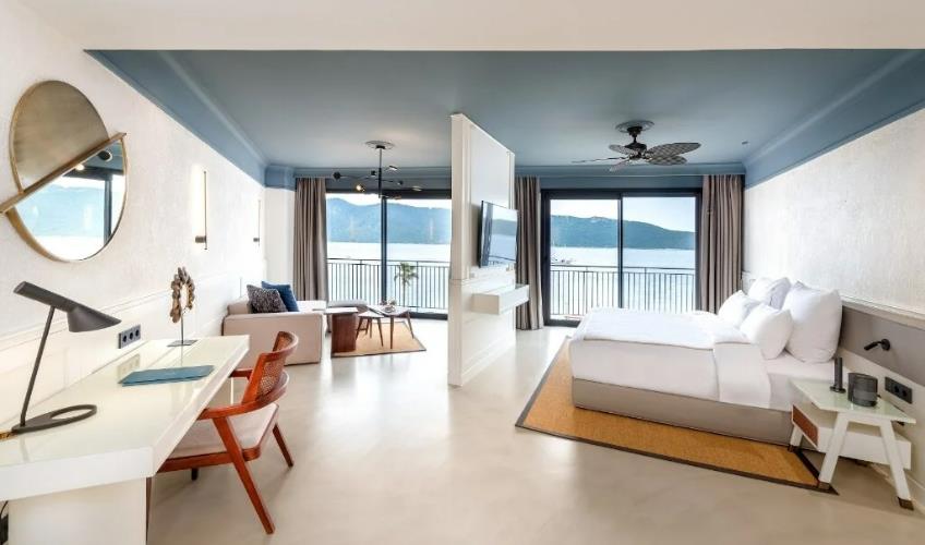 En fazla 4 yetişkin.