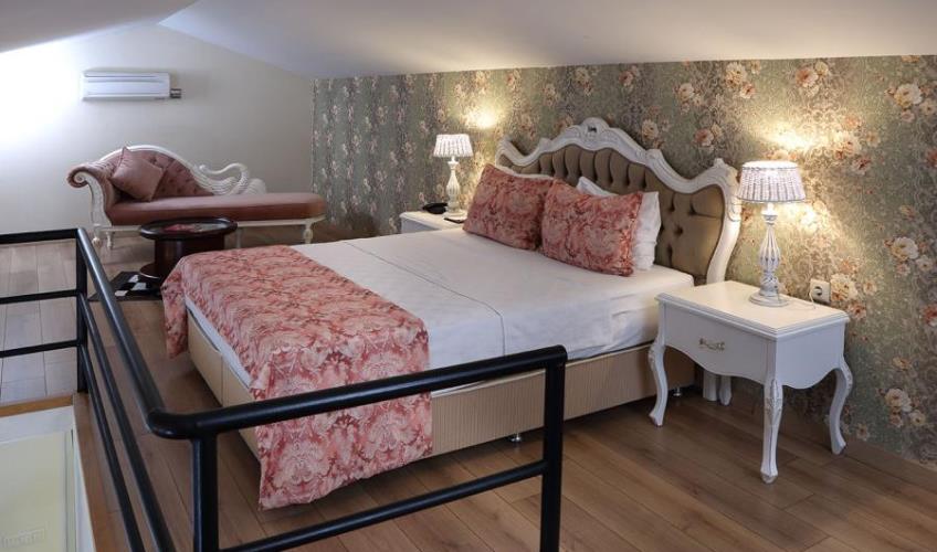 En fazla 2 yetişkin.