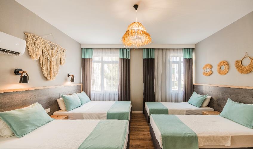 En az 2 yetişkin, En fazla 4 yetişkin veya 3 yetişkin + 1 çocuk.